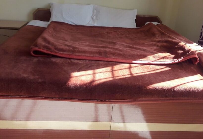 호텔 Shivalik Guest House