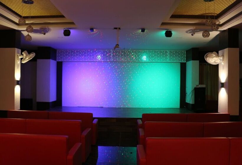 ホテル Shree Palace & Restaurant
