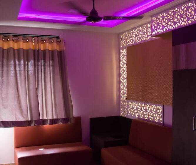 ホテル Shree Palace & Restaurant