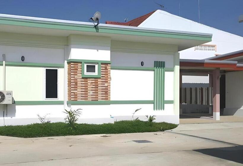 هتل Suanrak Resort