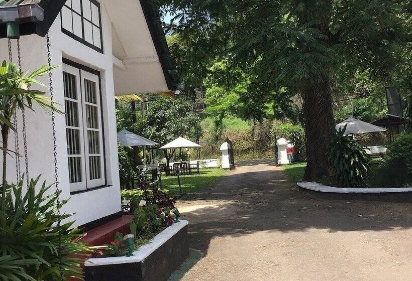 פנסיון Heritage Pusellawa Bungalow