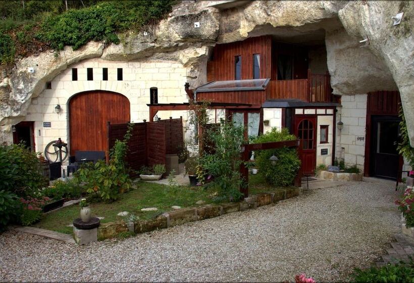 פנסיון Les Troglos De Beaulieu