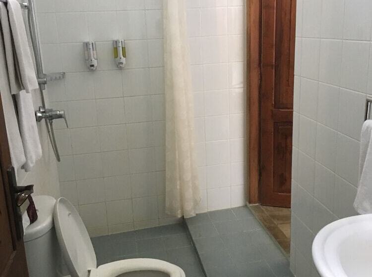 پانسیون Ndalem Natan Royal Heritage