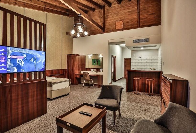 Akamoy Boztepe Otel & Restorant