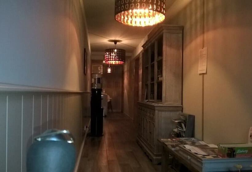 B&b Rosteline
