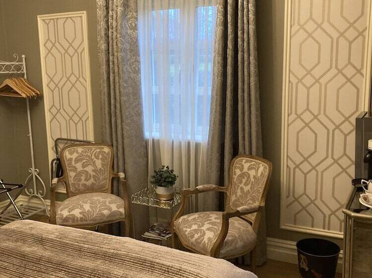 צימר Ballybur Lodge