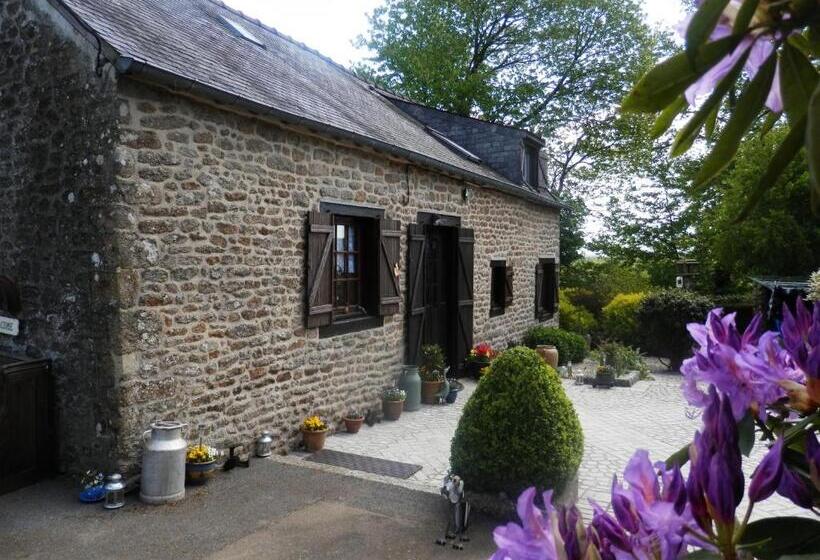 Bed and Breakfast La Petite Cretouffiere Naturiste Accommodation Adult Only