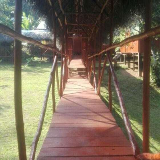 Отель Amazon Queen Lodge