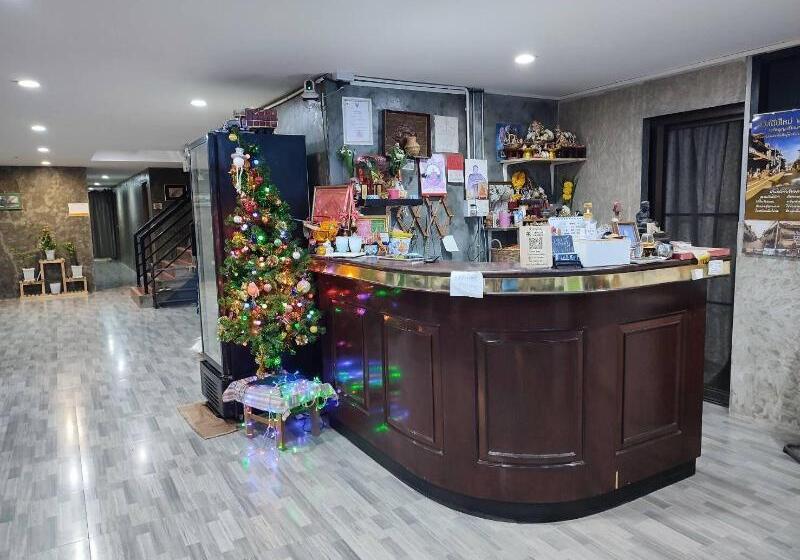 ホテル บ้านแก่งรีสอร์ท เชียงคาน