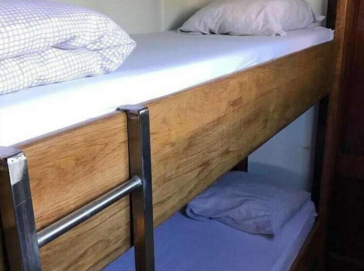 هتل Liberté Haarlem   Hostel