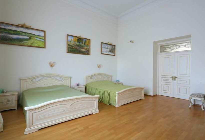 فندق Palace Yelizavetino