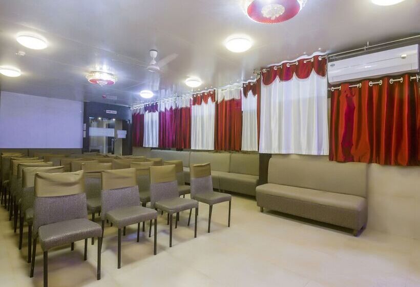 בית מלון כפרי Park View By Oyo Rooms