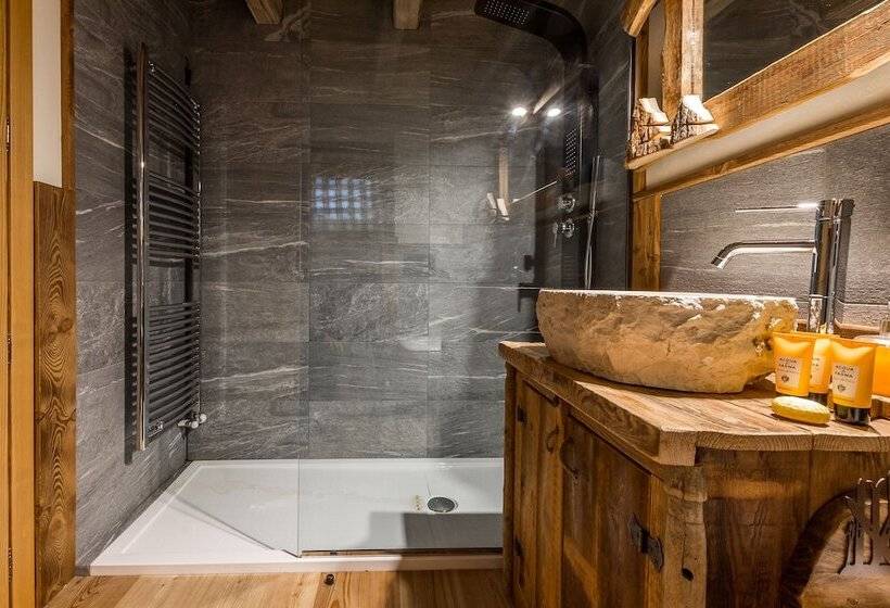 بنسيون Affittacamere Annie Parblanc