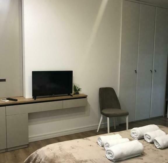 تختخواب و صبحانه Guesthouse Sara & Esi