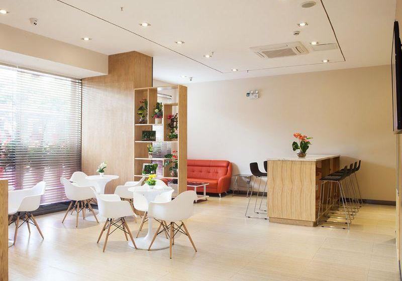 Iu Hotel Chongzhou Qinhe Square