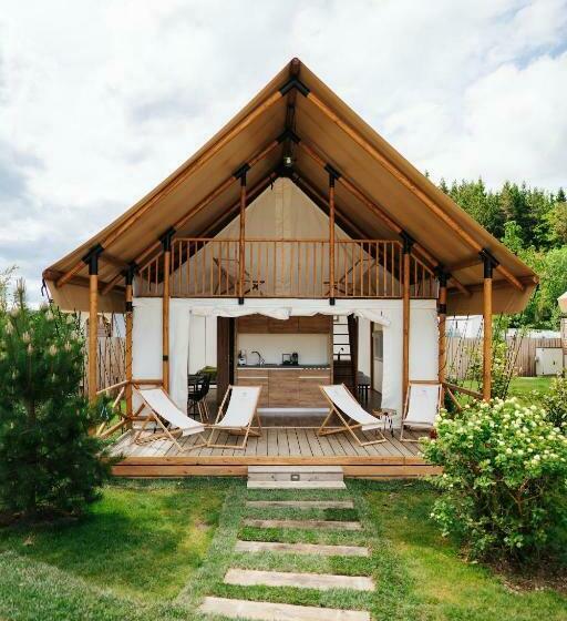 渡假胜地  Lakeside Petzen Glamping