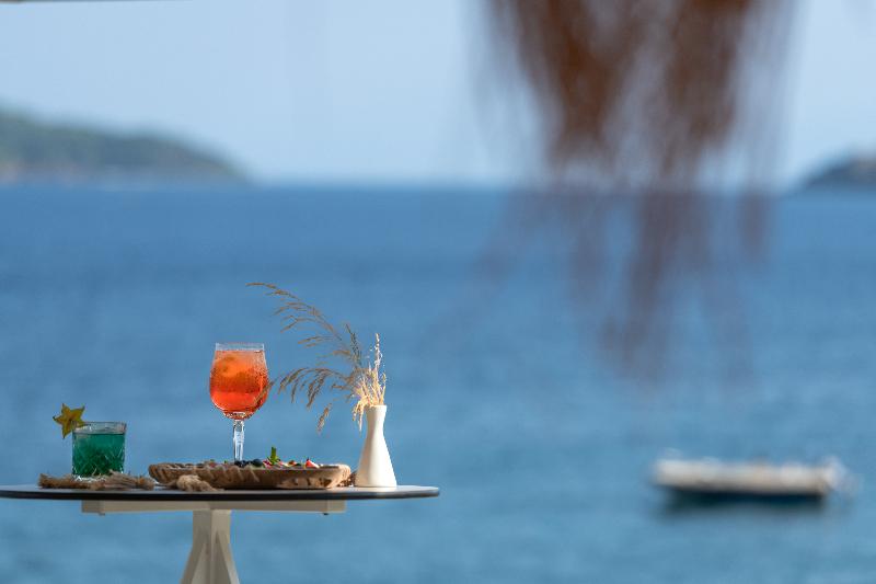 هتل Kassandra Bay Resort, Suites & Spa