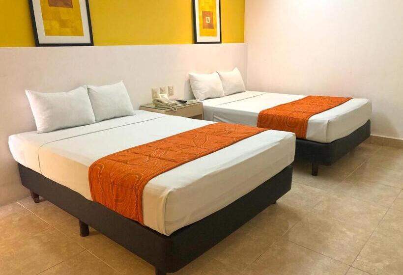 هتل Los Cocos Chetumal