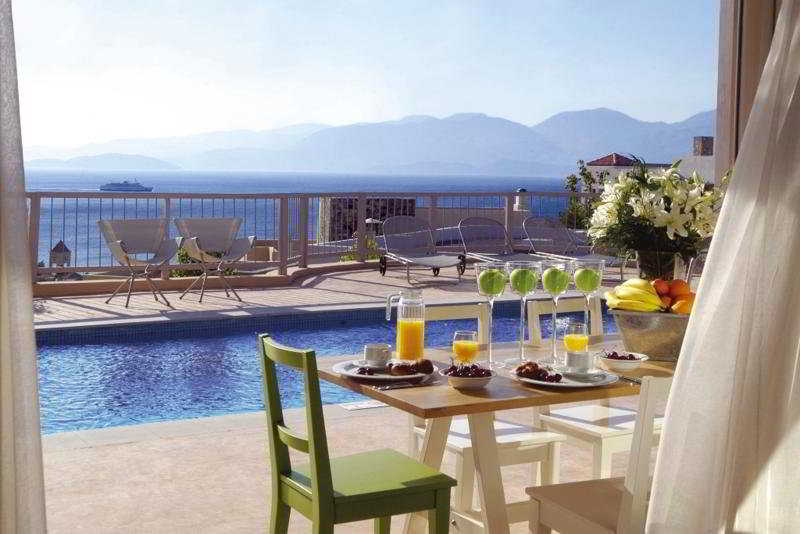 Pleiades Luxurious Villas