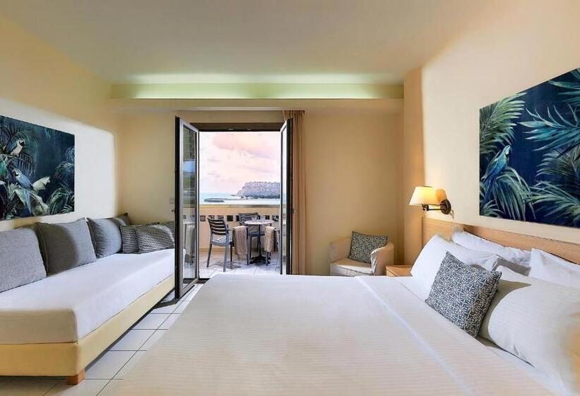 هتل Sissi Bay Resort