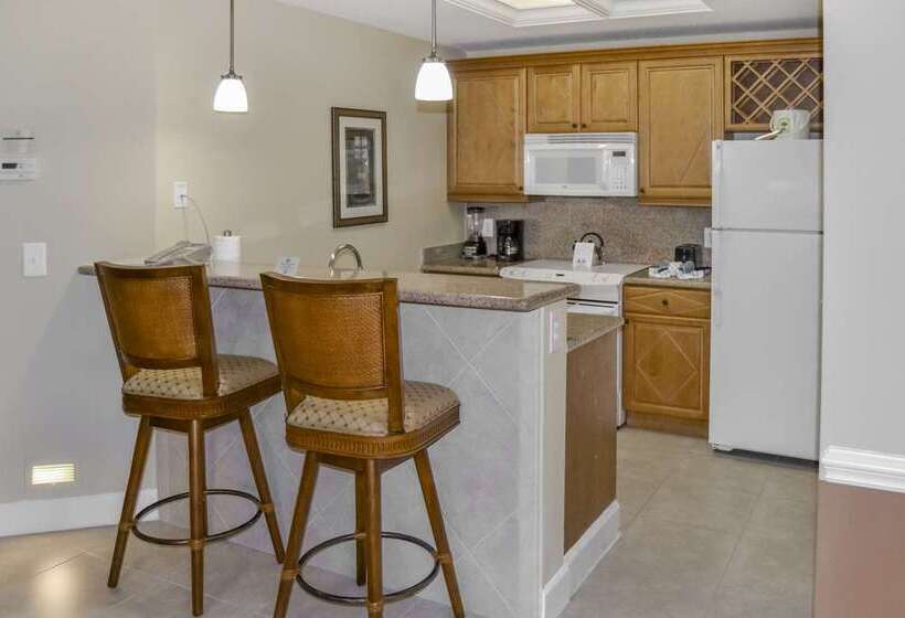 Курорт Hilton Vacation Club Cypress Pointe Orlando