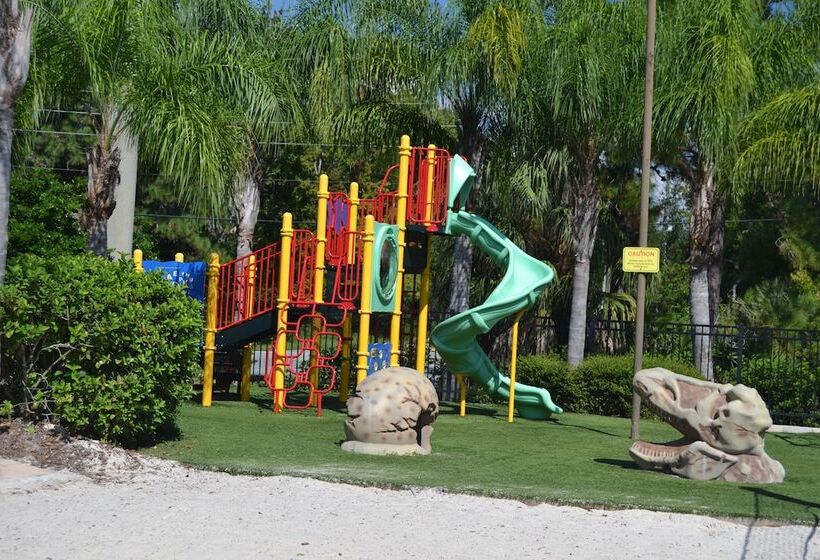 Курорт Hilton Vacation Club Cypress Pointe Orlando
