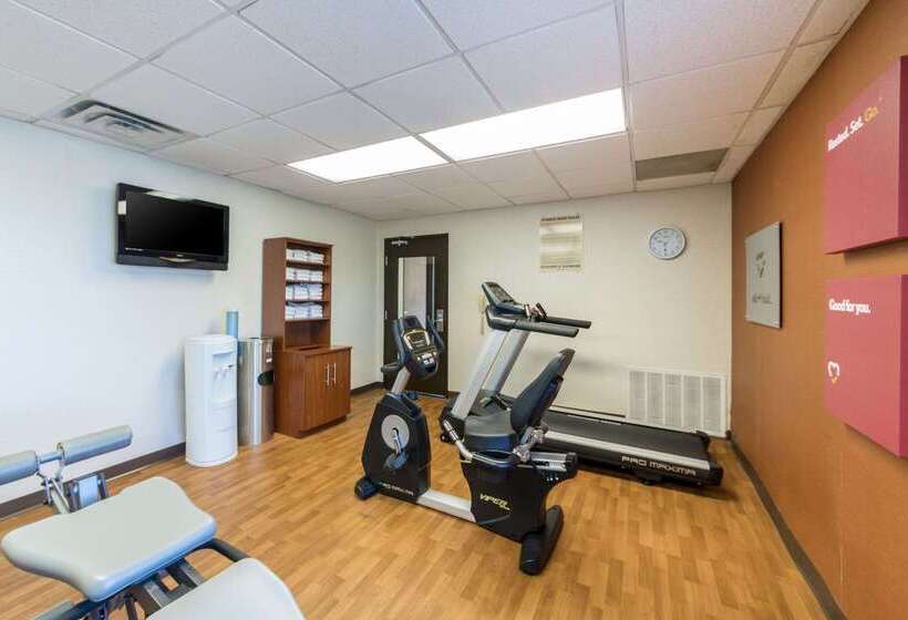 호텔 Comfort Suites Austin Airport