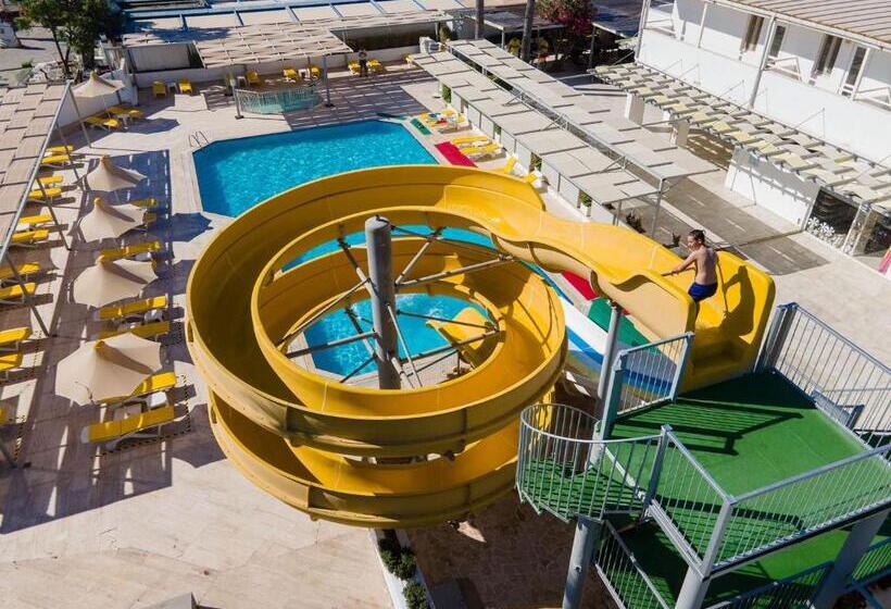 ホテル Petunya Beach Resort