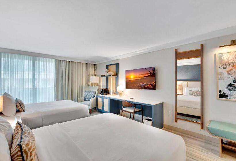 Отель Tideline Palm Beach Ocean Resort And Spa