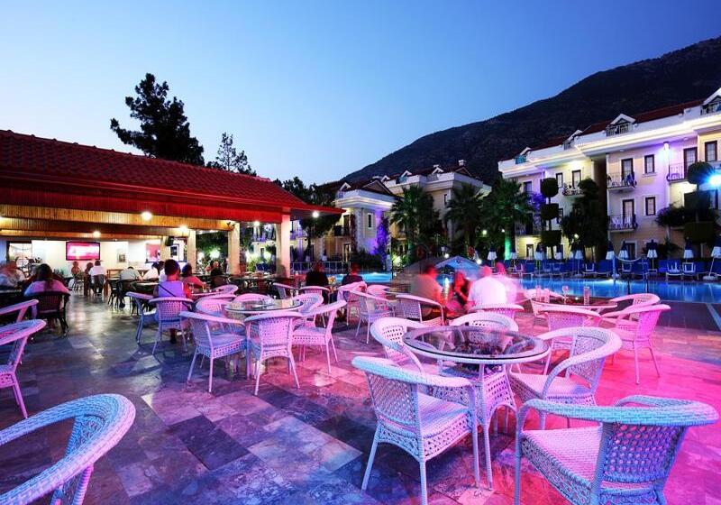 هتل Yel Holiday Resort   All Inclusive