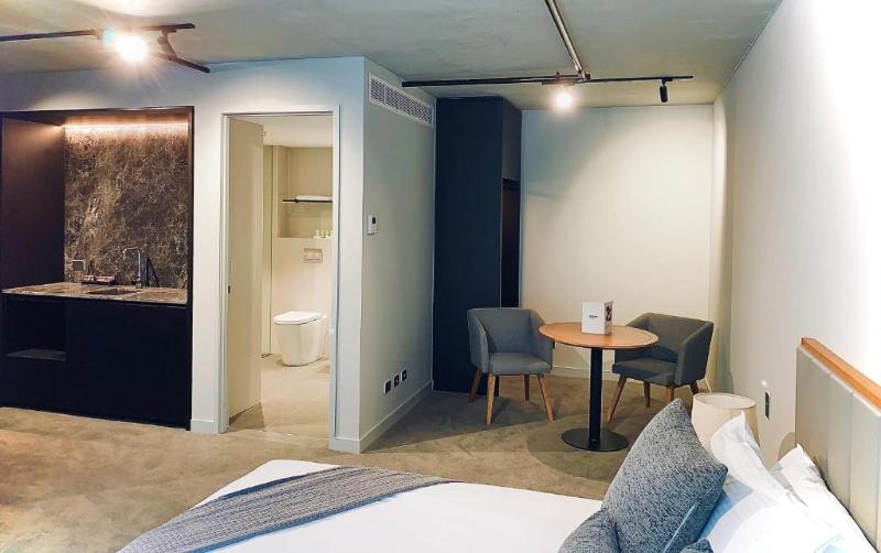 فندق City Edge South Melbourne Apartment