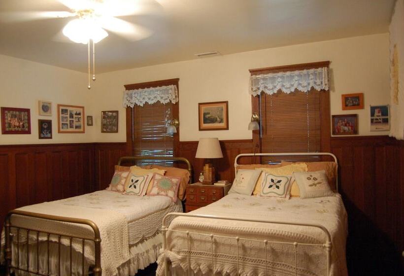 住宿加早餐  Mountain Laurel Inn