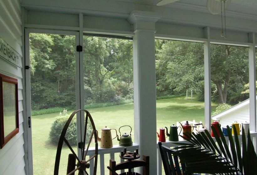 住宿加早餐  Mountain Laurel Inn