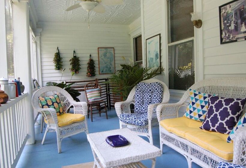 住宿加早餐  Mountain Laurel Inn