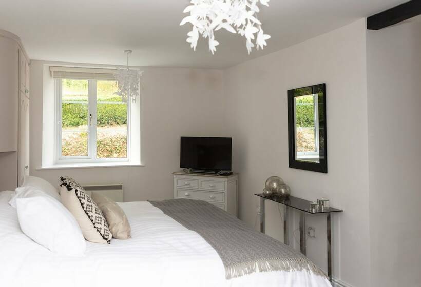 Briardene Cottage