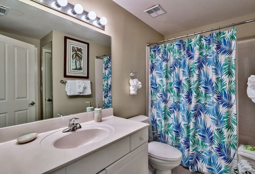 Отель Celadon: Unit 102 By Forehand Rentals