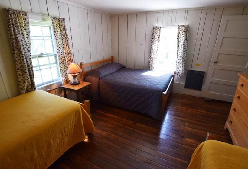 Отель Graves Mountain Farm & Lodges