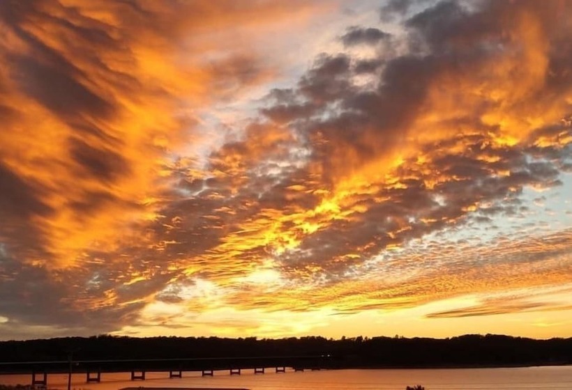 فندق Lake Norfork Resort