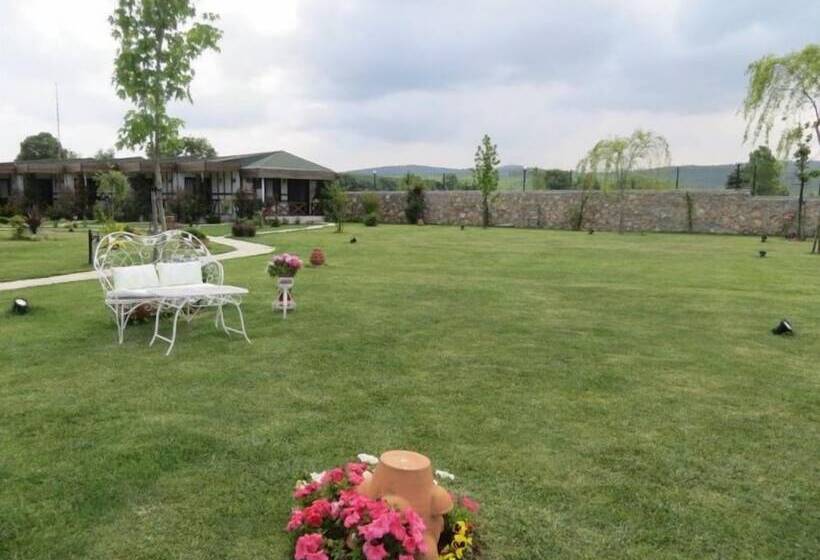 فندق Riva's Club