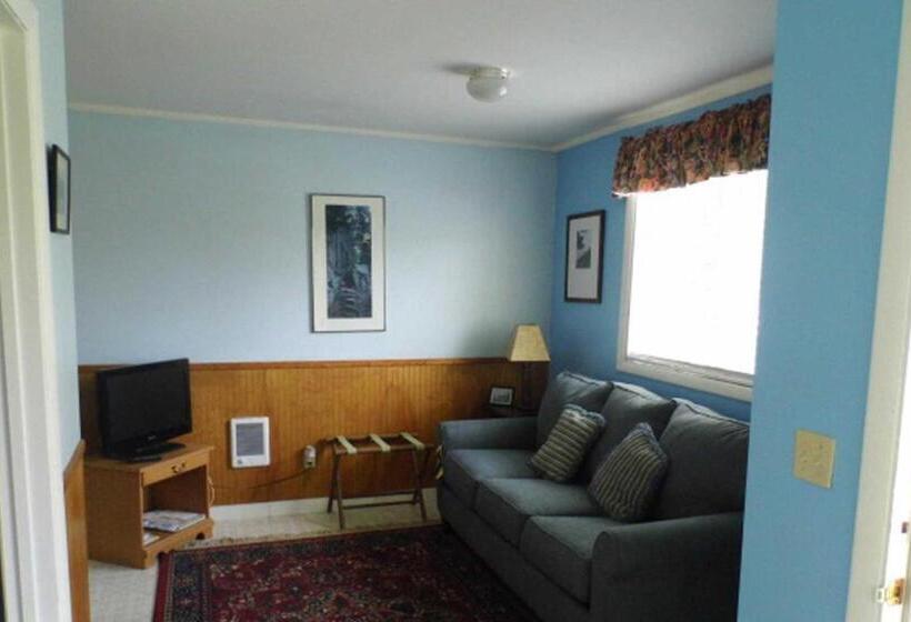 Otter Creek Inn