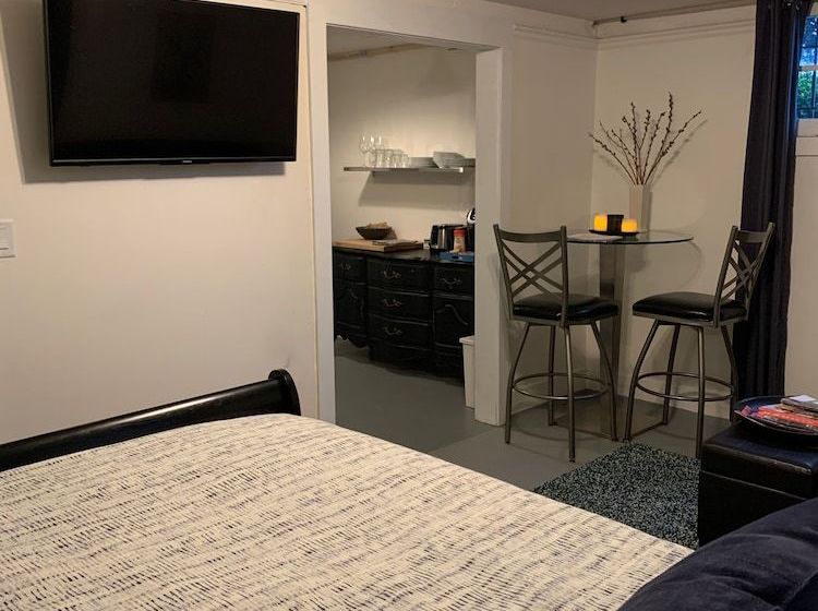 펜션 Laurelhurst Historic Dougan Suites