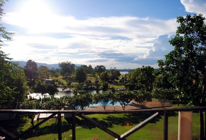 Phutarafah Resort