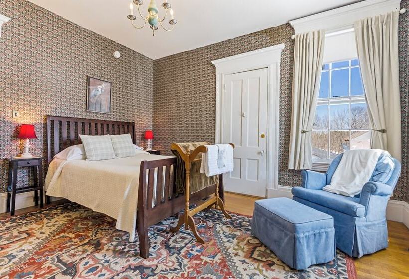 The Jeremiah Mason House B & B