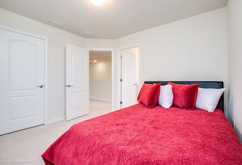 Misty Oak Circle Villa  Solterra