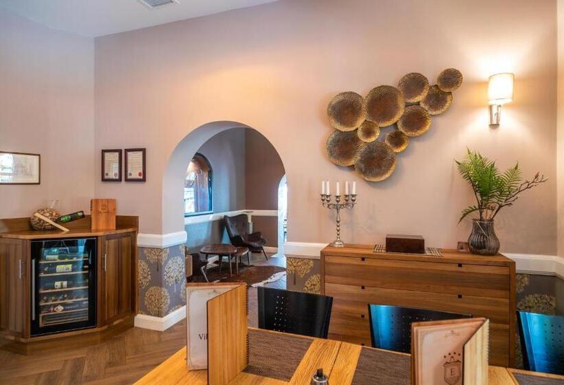 تختخواب و صبحانه Vila Emilia