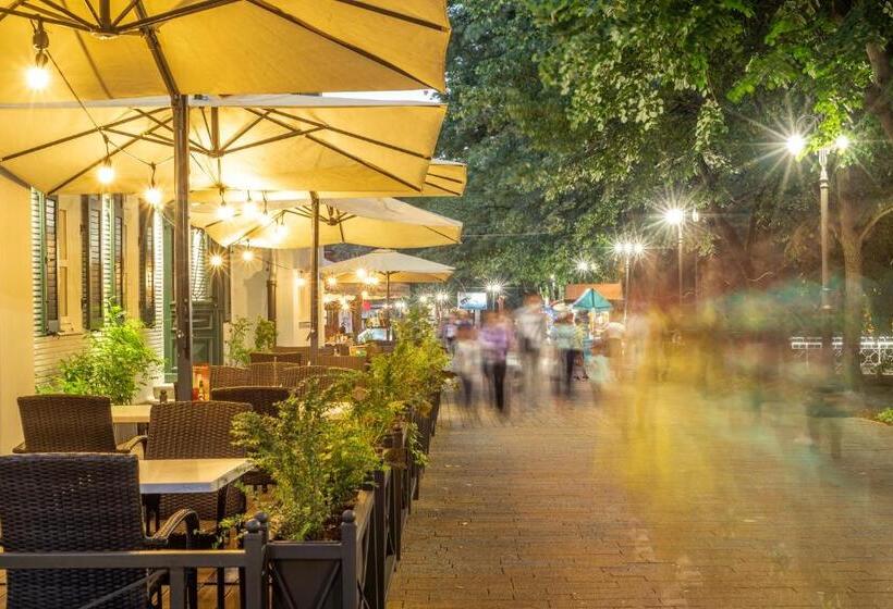 تختخواب و صبحانه Vila Emilia