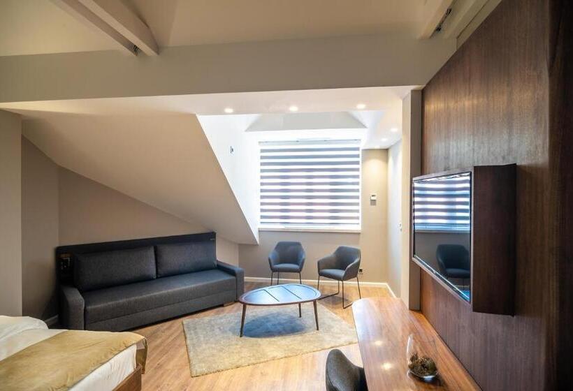 تختخواب و صبحانه Vila Emilia