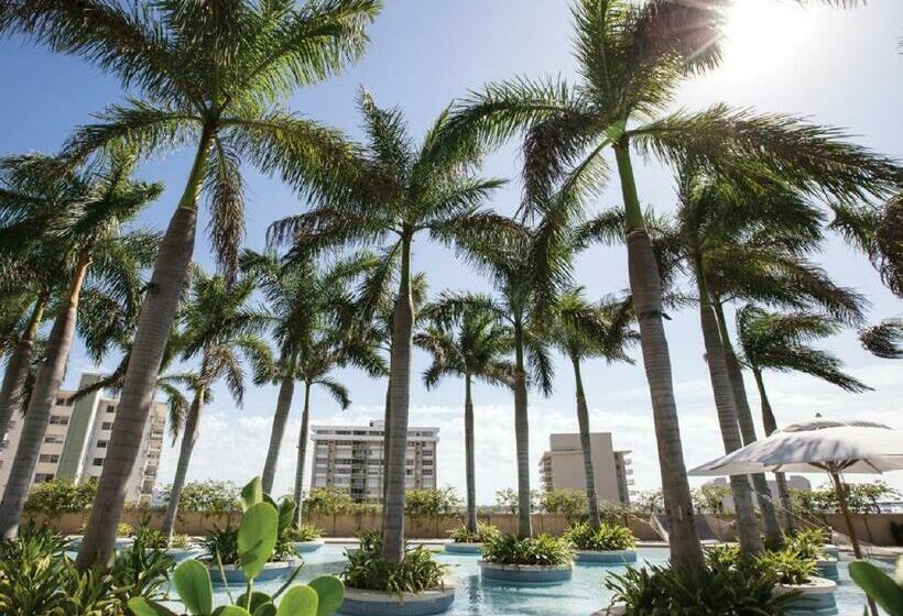 هتل Four Seasons  Miami