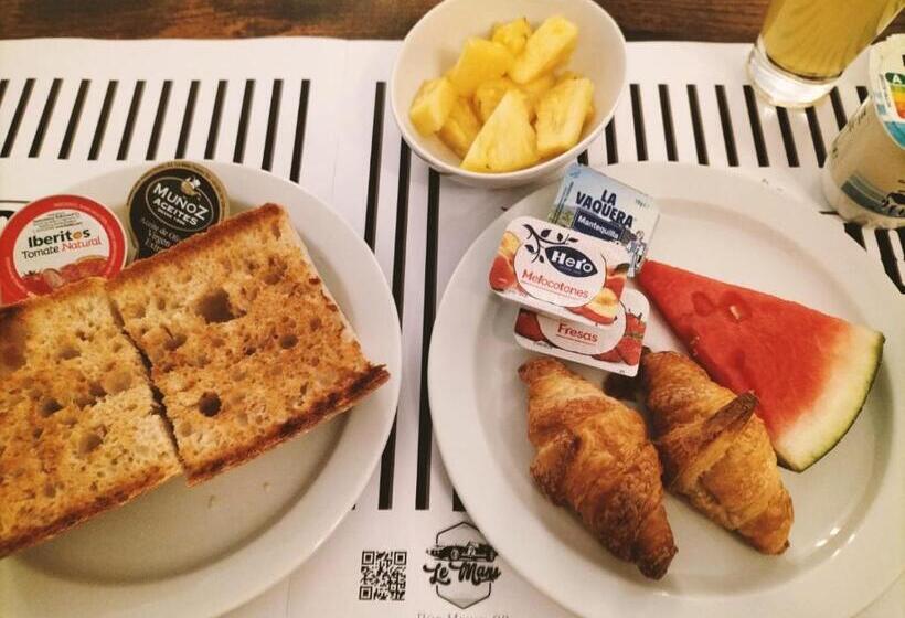 مسافرخانه Hosteria Sara By Gaiarooms