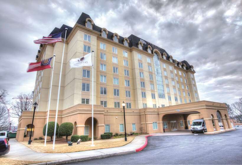 هتل Doubletree Suites By Hilton At The Battery Atlanta